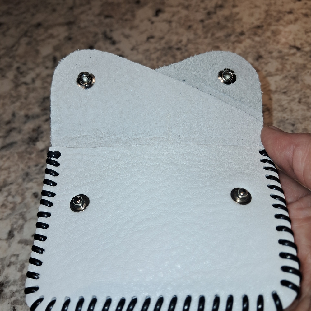 NEW Handcrafted 2 Pocket White Leather Card Holder/Coin Purse Snap Wallet - Picture 3 of 6